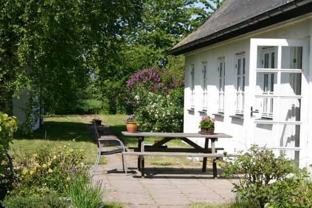 Holmehuset Bed & Breakfast Kalundborg Bagian luar foto