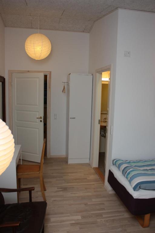 Holmehuset Bed & Breakfast Kalundborg Ruang foto